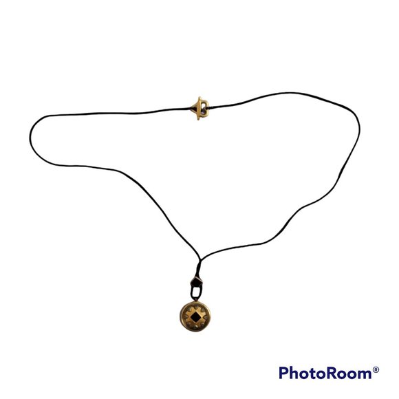 Women's Fashion Jewelry Black Silver Gold Plated Pendant Black String Necklace - Picture 6 of 9